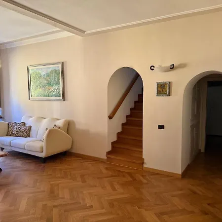 Cuore Antico 12 * Прато